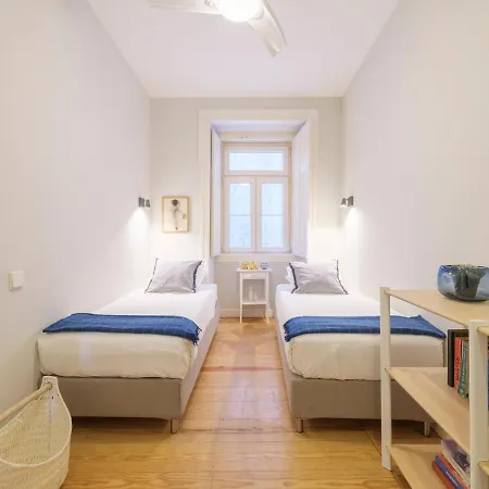 Appartement Alfama St George Castle District Fabulous 3 Bedrooms 2 Bathrooms Ac Balcony 1st Floor 19th Century Building *