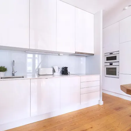 Alfama St George Castle District Fabulous 3 Bedrooms 2 Bathrooms Ac Balcony 1st Floor 19th Century Building Appartement Lissabon