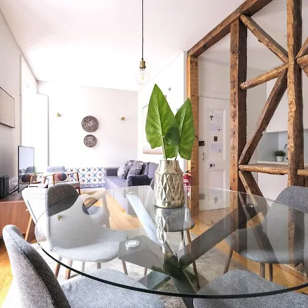 Appartement Alfama St George Castle District Fabulous 3 Bedrooms 2 Bathrooms Ac Balcony 1st Floor 19th Century Building *