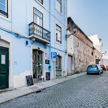 Alfama St George Castle District Fabulous 3 Bedrooms 2 Bathrooms Ac Balcony 1st Floor 19th Century Building * Lissabon