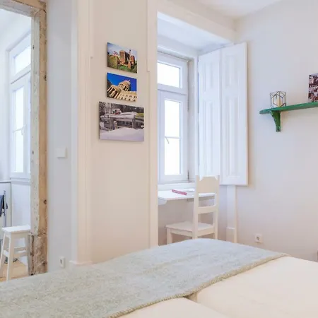 公寓 Alfama St George Castle District Fabulous 3 Bedrooms 2 Bathrooms Ac Balcony 1st Floor 19th Century Building *