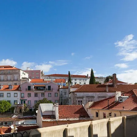 公寓 Alfama St George Castle District Fabulous 3 Bedrooms 2 Bathrooms Ac Balcony 1st Floor 19th Century Building Lisboa