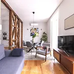Alfama St George Castle District Fabulous 3 Bedrooms 2 Bathrooms Ac Balcony 1st Floor 19th Century Building Apartman