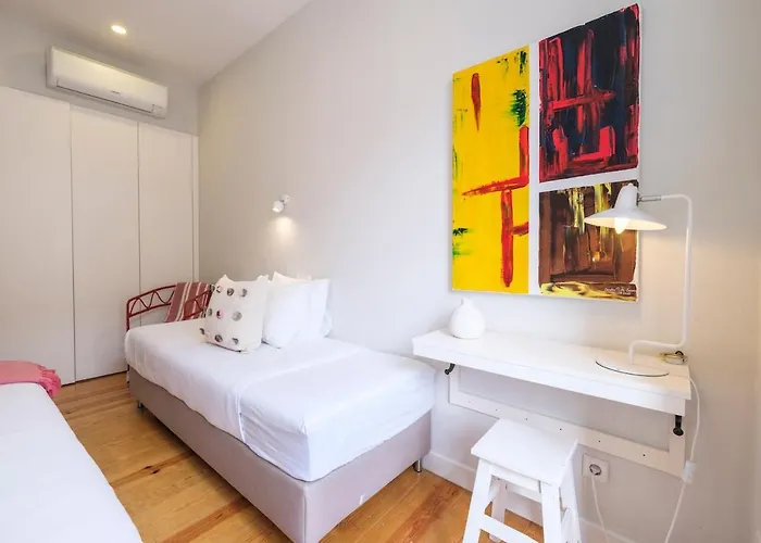 Apartamento Alfama St George Castle District Fabulous 3 Bedrooms 2 Bathrooms Ac Balcony 1st Floor 19th Century Building *